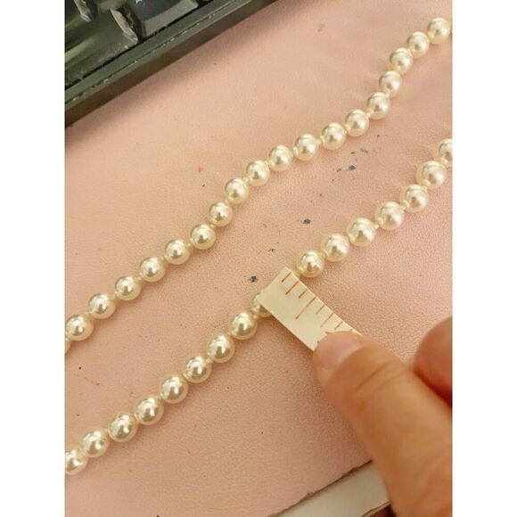 Beaded Faux Pearl Rhinestone Drop Pendant Stamped "Roman" Choker Necklace - Picture 7 of 8